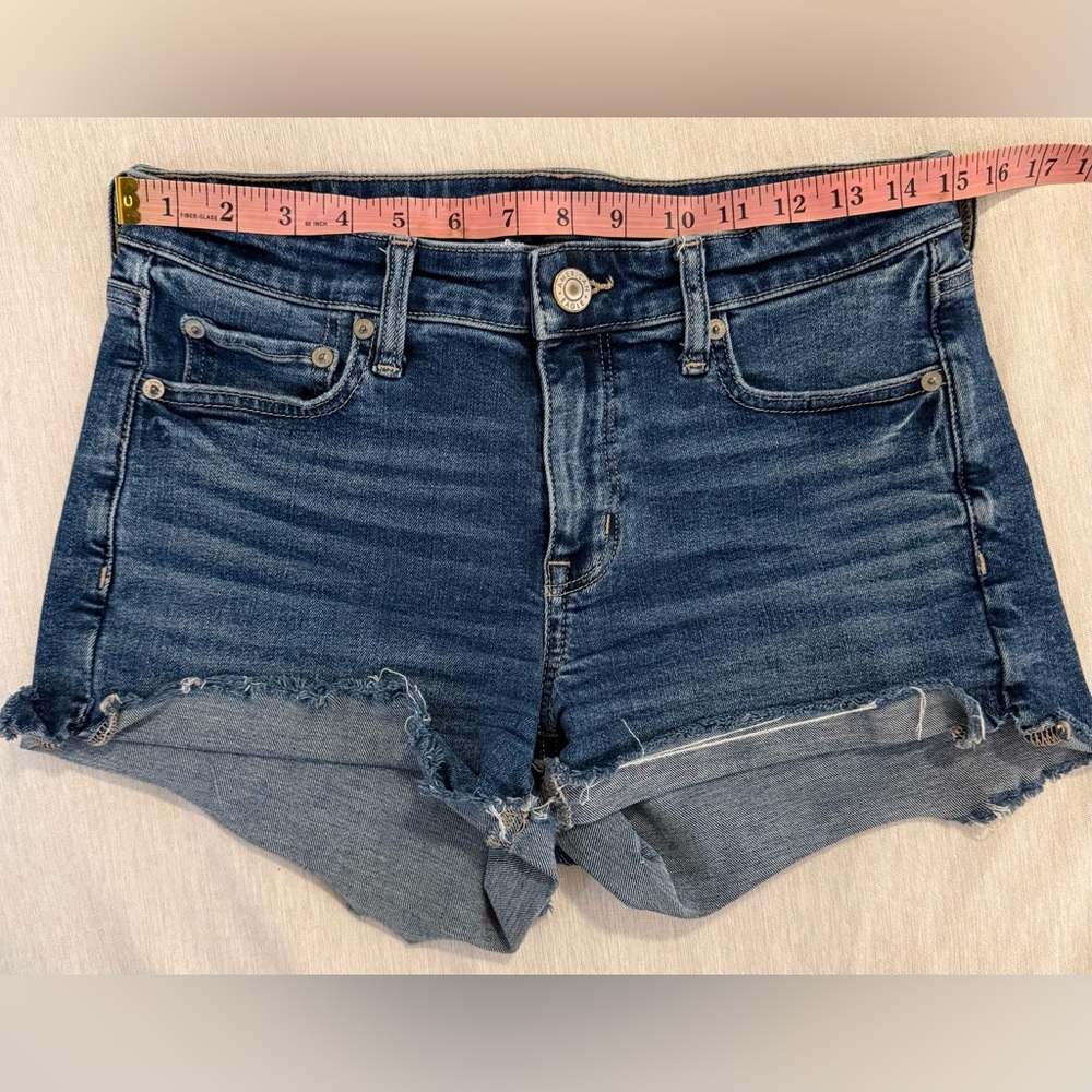 American Eagle Mid Rise Stretch Jean Shorts Size 8